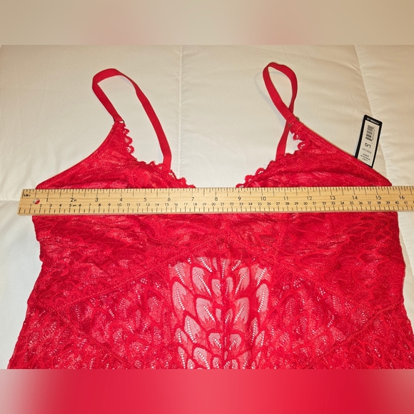 Montelle Sweet Red Lace Bodysuit Size Large NWT - Picture 4 of 10